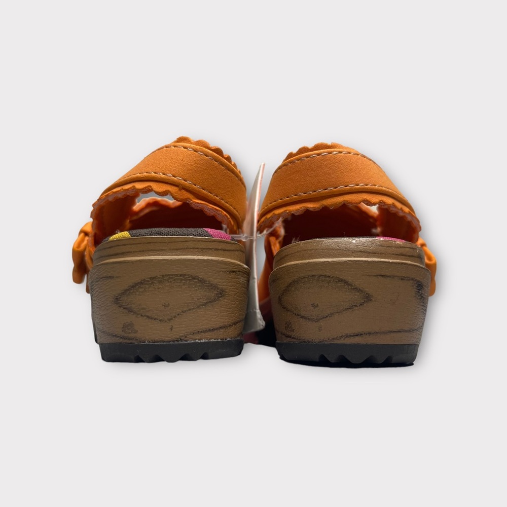 Gymboree Vintage 2007 Orange Platform Clogs - Picture 2 of 5